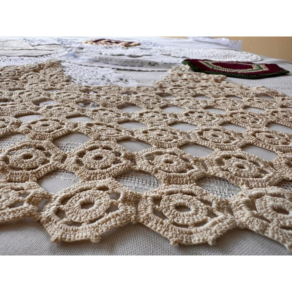 Vintage Crochet Doilies & Embroidered Mixed Lot Table Decor 10 Pieces 1 FREE